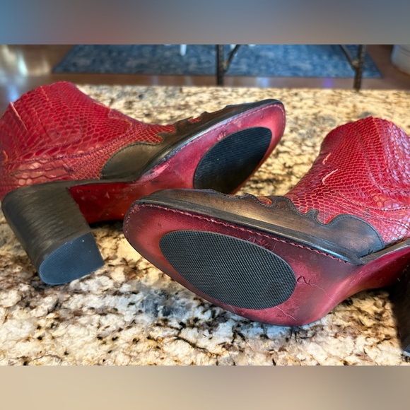 Freebird  boots Paula sz 7 - Picture 6 of 7